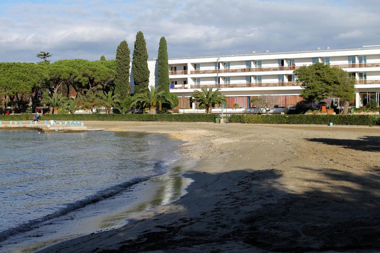 Apartments By The Sea Zadar - 20037 Екстериор снимка
